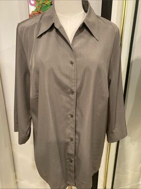 Vintage Relaxed Olive Khaki Tan Button-Down Shirt with 3/4 sleeves